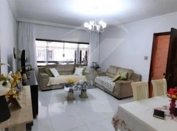 Casa · 136m² · 4 Quartos · 2 Vagas · Sobrado com 4 dormitórios , sendo 1 suíte e 2 vagas de garagem na Vila Medeiros