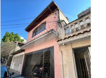 Casa · 123m² · 3 Quartos · 2 Vagas · Sobrado 3 Quartos, 1 suíte, Terraço Goumert, próximo a 800 metros do Metrô Tucuruvi.