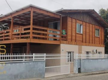 Fachada · LINDA CASA  APENAS 80MT DO MAR.