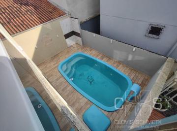 Casa · 115m² · 3 Quartos · 3 Vagas · SOBRADO COM PISCINA