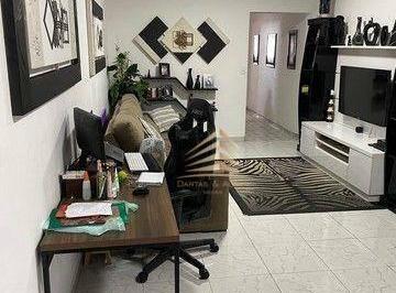1c20dd0ffdded25506bdb63fa7d23450435bcd20 · Sobrado com 4 dormitórios 2 suite à venda, 180 m² por R$ 745.000 - Jardim Santa Mena - Guarulhos/SP