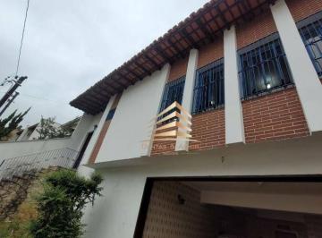. · Casa com 3 dormitórios, sendo 1 suíte, 3 despensas, edícula, 221 m² por R$ 950.000 - Jardim Santa Me