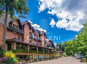 Casa · 2000m² · HOTEL COM 2000 M2 DE ÁREA CONSTRUÍDA