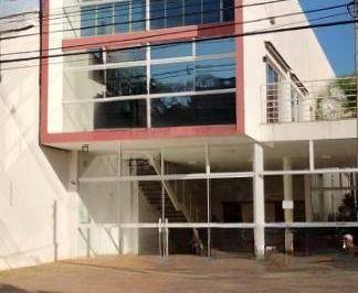 0e7796b65ade8fb6d716326e85166c9d38ad57e9 · Prédio Comercial
