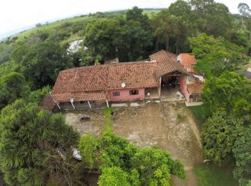 f71122c6ef262e246bd56b9d4260cd62ef03a44f · Chácara à venda, 55000 m² por R$ 1.400.000 - Bom Sucesso - Pindamonhangaba/SP