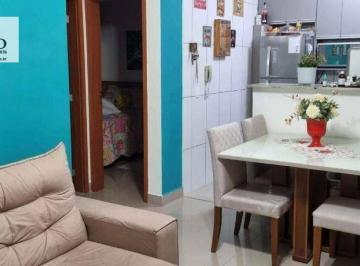 ab2f27d045a8e9da81051060b6876850e0642ac6 · Apartamento repleto de armários
