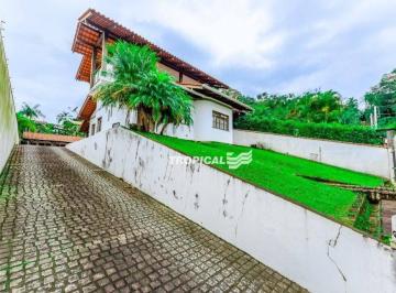 4bab064b67fb05a49f3205989939086cb9ff608f · Casa com 3 dormitórios à venda, 321 m² por R$ 1.350.000,00 - Água Verde - Blumenau/SC