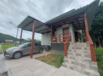 Casa · 200m² · 2 Quartos · 1 Vaga · Casa 2 Dormitórios