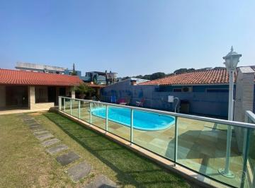 2 · Casa residencial com 2 dormitórios no bairro Ingleses