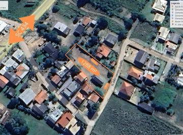 492759_iSRLv_49275966c8de631564a.jpg · Amplo terreno a 800 metros da Lagoa