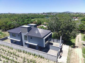 Casa · 116m² · 2 Quartos · Sobrado de Alto Padrão à Venda - Loteamento Janaína | Imbituba/SC