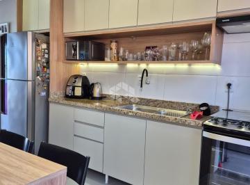 Casa · 70m² · 2 Quartos · 2 Vagas · Casa com suíte, piscina e placas solares no Centro Novo