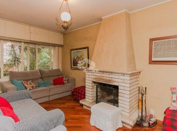 IMG_1490 · Casa com 6 dormitórios, sendo 2 suites e 3 vagas no bairro Petrópolis