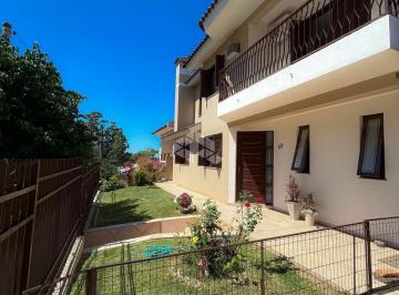 504496_i7kW4W76V4z2nUr7H4_50449665c42d8c85a0b.jpg · Casa 4 dormitórios no Bairro Nossa Senhora Medianeira, Santa Maria-RS.