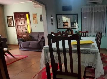 465842_i5L8DugO2Cy8_46584265dbc9fd6ff31.jpg · CASA COM 3 QUARTOS  3 BANHEIROS NO CENTRO DE GUAIBA