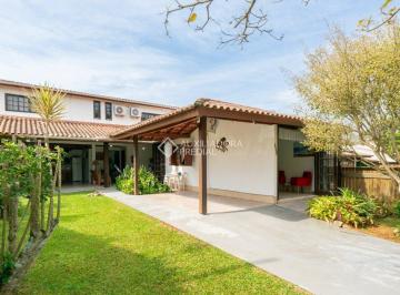 Casa · 145m² · 4 Quartos · Ótima casa bairro nobre de Garopaba