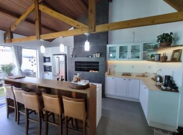 491269_ikp7fiZq_49126966c334ec01c38.jpg · Casa à Venda Alto Padrão 230m2 | Financiável | 4 quartos (2 suítes) | 400m da praia | Itapirubá/SC