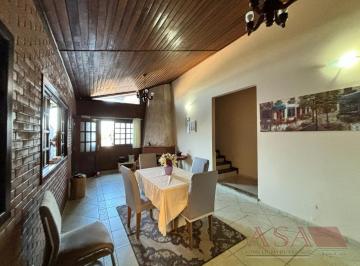 Casa · 279m² · 3 Quartos · 2 Vagas · Ampla Casa em Vila Suissa  -  Mogi das Cruzes