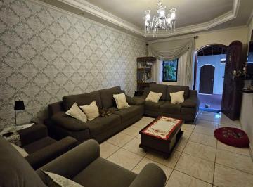 Casa · 284m² · 3 Quartos · 4 Vagas · Casa em Jardim Juliana - Mogi das Cruzes