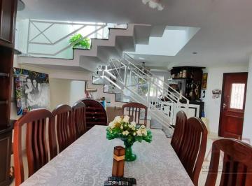 Casa · 280m² · 4 Quartos · 4 Vagas · Casa em Vila Oliveira - Mogi das Cruzes