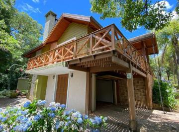 479209_i96k5U2vBK_47920966509b21792b7.jpg · Linda casa no Vale o Quilombo
