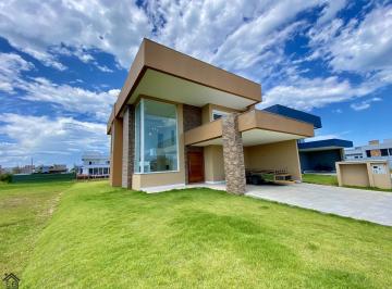 Casa · 306m² · 4 Quartos · 2 Vagas · Casa de Condomínio à venda, Engenho Velho em Torres/RS