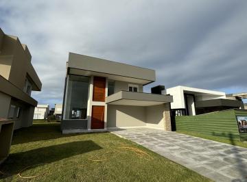 Casa · 310m² · 4 Quartos · 2 Vagas · Casa de Condomínio à venda, Engenho Velho em Torres/RS