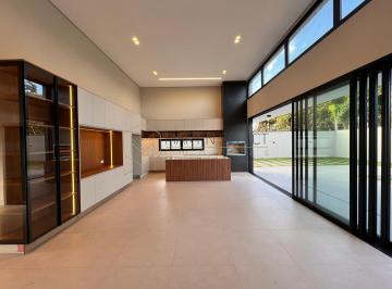 Casa · 761m² · 3 Quartos · 8 Vagas · CASA NOVA EM CONDOMÍNIO - TÉRREA - 3 SUÍTES