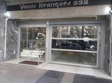 Apartamento · 154m² · 3 Quartos · 2 Vagas · VENDA | Apartamento, com 3 dormitórios em Zona 01, Maringá