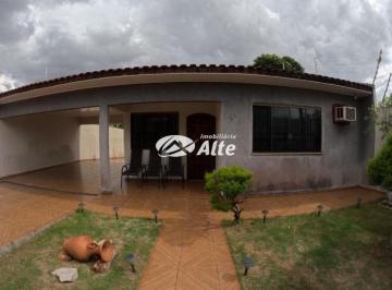 Casa · 137m² · 3 Quartos · 4 Vagas · VENDA | Casa, com 3 dormitórios em Centro, Marialva