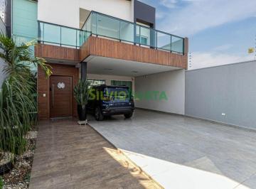 Casa · 230m² · 3 Quartos · 2 Vagas · VENDA | Sobrado, com 3 dormitórios em Jardim Higienópolis, Maringá