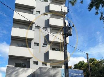 Apartamento · 59m² · 2 Quartos · 1 Vaga · Ótima oportunidade para morar você morar bem Localizado, no coração da Zona 07 em Maringá.