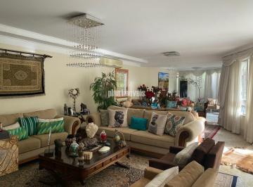 Casa · 790m² · 3 Quartos · 3 Vagas · LINDA CASA EM CONDOMINIO FECHADO 790M