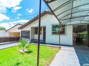 Casa · 260m² · 3 Quartos · 1 Vaga · VENDA | Casa, com 3 dormitórios em Vila Pioneiro, Toledo