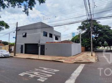 Casa · 256m² · 4 Quartos · 1 Vaga · VENDA | Sobrado, com 4 dormitórios em Parque Residencial Aeroporto, Maringá