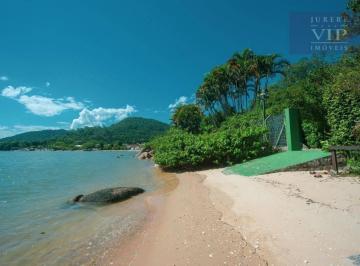 cebe5b6ee47b6fd72f63c777e96a0c2e4712619b · Casa frente Mar  em Sambaqui - Florianópolis/SC