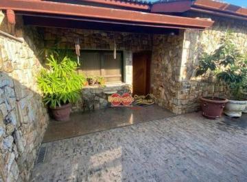 70b1c0093277902fa2a6fa2bd34d0abef53e25d7 · Casa Residencial - Jardim Coronel Peroba