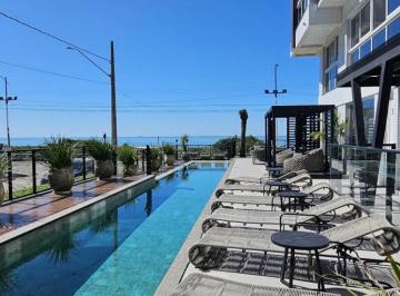 Apartamento de 3 quartos, Itajaí · apartamento a venda com 03 quartos na praia brava