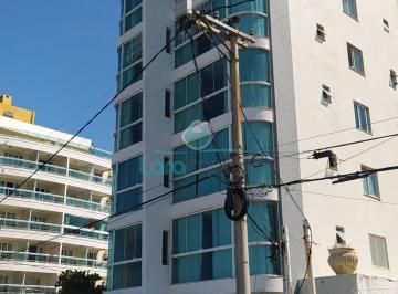 Apartamento · 71m² · 2 Quartos · 1 Vaga · Apartamento em Praia Campista - Macaé, RJ