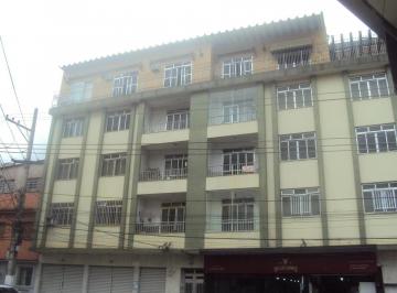Apartamento de 3 quartos, Barra Mansa · Apartamento reformado de 3/4 com suíte com garagem - Centro -Barra Mansa/RJ