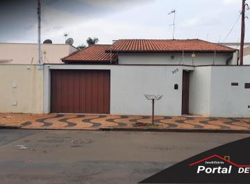 Casa , Leme · CASA JARDIM LEMENSE  = LEME - SP