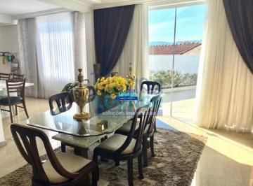 Casa · 415m² · 6 Quartos · 3 Vagas · MAGNÍFICA CASA NA AGRONÔMICA COM 4 SUÍTES