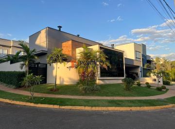 Casa · 220m² · 3 Quartos · 4 Vagas · Casa térrea à venda no Green Ville em Betel, Paulínia SP