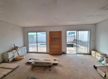 Casa · 230m² · 3 Quartos · 4 Vagas · sobrado com piscina pra investidor 3 suítes construção em andamento
