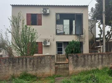 Casa · 130ha · 3 Quartos · 3 Vagas · SOBRADO DE ESQUINA DE 03 DORMITÓRIOS, CHURRASQUEIRA, GARAGEM E PÁTIO