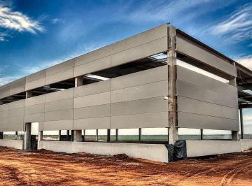 Comercial · 1797m² · Galpão para Locação • 1.797 m² • São José dos Pinhais - PR