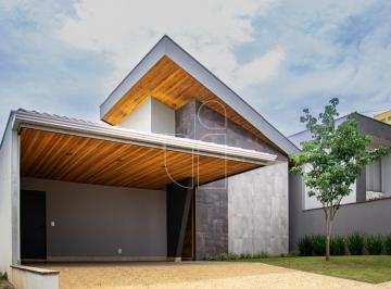 Casa · 287m² · 3 Quartos · Casa em Condomínio em Recanto das Esmeraldas - Marília, SP