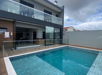 Casa · 250m² · 3 Quartos · 2 Vagas · Sobrado em Jardim Continental  -  Marília