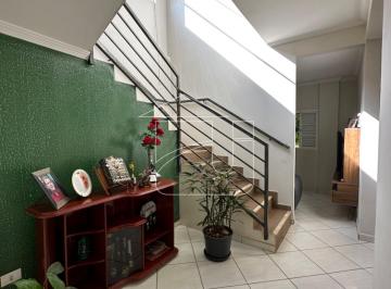 Casa · 198m² · 4 Quartos · 3 Vagas · Sobrado em Palmital  -  Marília