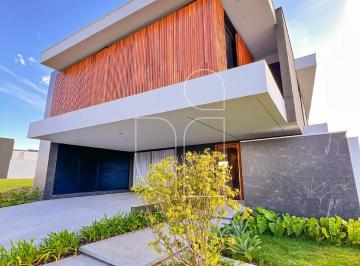 Casa · 300m² · 3 Quartos · 2 Vagas · Casa em Condomínio em Parque das Industrias - Marília, SP